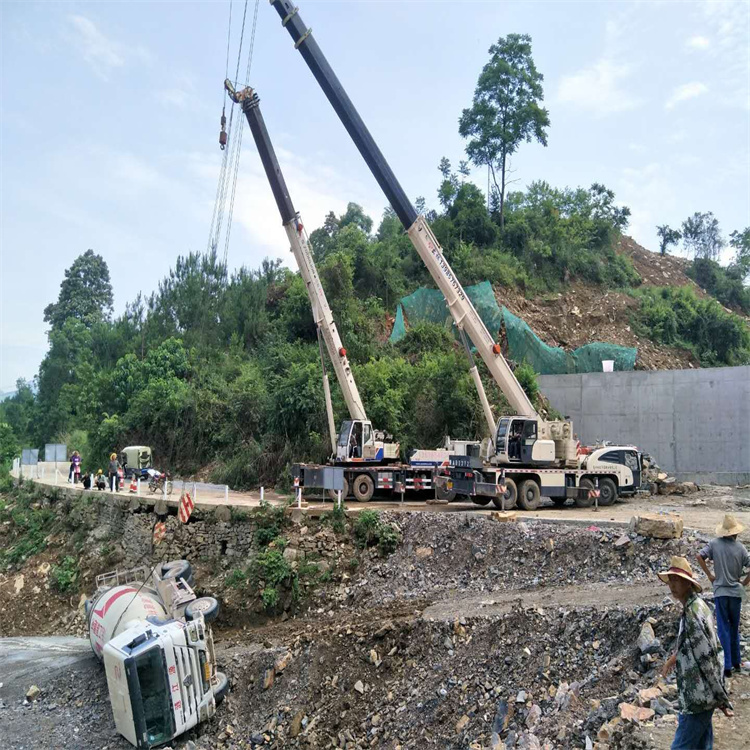 和田和田24小时应急道路救援吊装吊装现场实拍